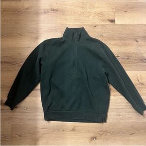 •Lululemon Half Zip